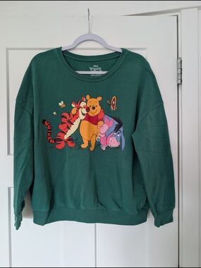 Disney Winnie the Pooh Green Crewneck Sweatshirt Size Large
